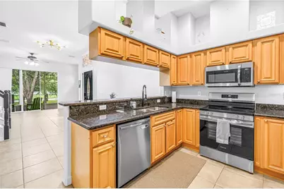 2982 Estancia Place, Clearwater, FL 33761 - Photo 15