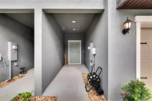 14444 Editors Note St, Sun City Center, FL 33573 - Photo 5