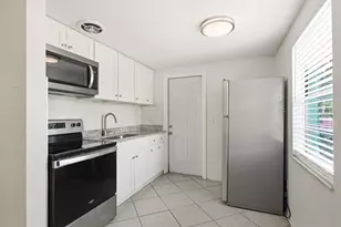 417 Milwaukee Ave, Dunedin, FL 34698 - Photo 9