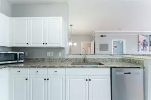 4306 Bayside Village Dr, Tampa, FL 33615 - Photo 13