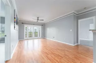 4306 Bayside Village Dr, Tampa, FL 33615 - Photo 5