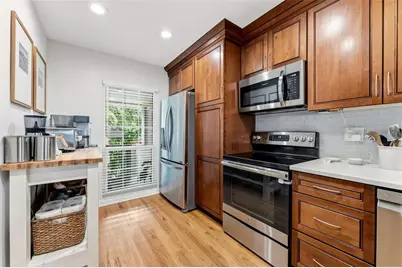 2605 W Ballast Point Boulevard, Tampa, FL 33611 - Photo 9