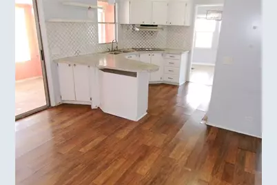 35055 Dale Avenue, Zephyrhills, FL 33541 - Photo 7