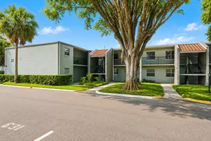 2812 Somerset Park Dr, Tampa, FL 33613 - Photo 1