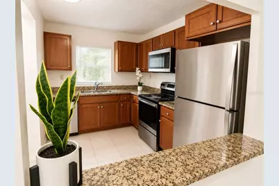 2812 Somerset Park Drive #105, Tampa, FL 33613 - Photo 3