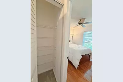 8521 Misty River Court, Tampa, FL 33637 - Photo 19