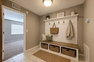 601 Brentwood Pl, Brandon, FL 33511 - Photo 13