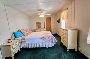 6253 Balmy Ln, Zephyrhills, FL 33542 - Photo 9