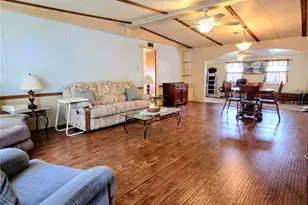 6253 Balmy Ln, Zephyrhills, FL 33542 - Photo 7