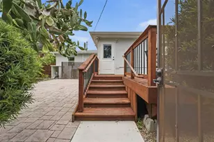 4730 Burlington Ave N, Saint Petersburg, FL 33713 - Photo 7