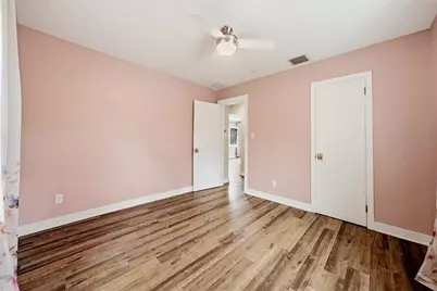 4730 Burlington Avenue N, Saint Petersburg, FL 33713 - Photo 17