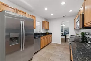 5116 Serena Dr, Tampa, FL 33617 - Photo 11