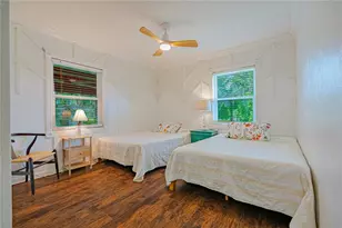 401 Bullard Pkwy, Tampa, FL 33617 - Photo 17