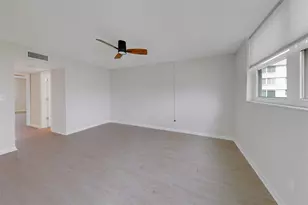 4715 Bay St NE, Saint Petersburg, FL 33703 - Photo 15