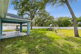 12025 Pine Warbler Ave, Brooksville, FL 34614 - Photo 27