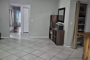 18322 Swan Lake Dr, Lutz, FL 33549 - Photo 15
