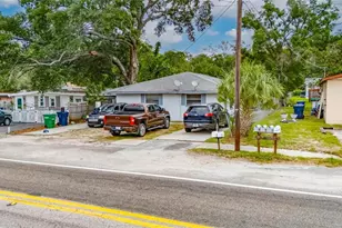 8725 N 46th St, Tampa, FL 33617 - Photo 5