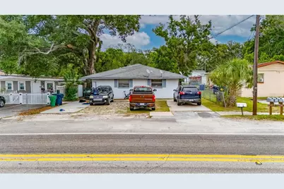 8725 N 46th Street #A & B, Tampa, FL 33617 - Photo 3