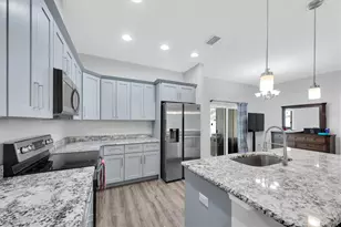 5876 78th Ave N, Pinellas Park, FL 33781 - Photo 9