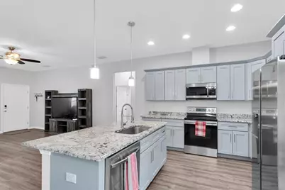 5876 78th Avenue N, Pinellas Park, FL 33781 - Photo 7