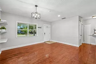 3924 W Bay View Ave, Tampa, FL 33611 - Photo 3