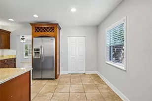 3924 W Bay View Ave, Tampa, FL 33611 - Photo 17