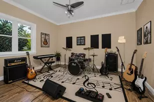 1888 Bugle Ln, Clearwater, FL 33764 - Photo 9