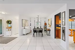 10 Arbor Ln, Oldsmar, FL 34677 - Photo 15
