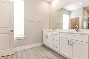325 Hibiscus Dr, Kissimmee, FL 34759 - Photo 13