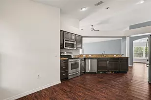 1852 Blanchard Ct, Wesley Chapel, FL 33543 - Photo 9
