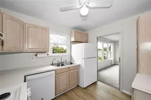 5530 80th St N, Saint Petersburg, FL 33709 - Photo 13