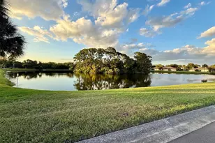 3689 Glen Eagle Dr, Sarasota, FL 34238 - Photo 29
