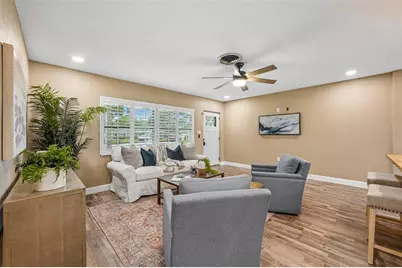 9725 48th Place N, Saint Petersburg, FL 33708 - Photo 13