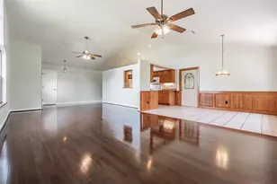6536 Northlake Dr, Zephyrhills, FL 33542 - Photo 33