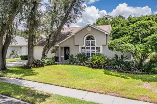 6536 Northlake Dr, Zephyrhills, FL 33542 - Photo 15