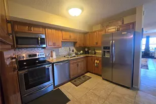 6400 46th Ave N, Kenneth City, FL 33709 - Photo 31