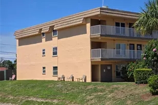 6400 46th Ave N, Kenneth City, FL 33709 - Photo 5