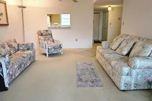 9815 47th Ave N, Saint Petersburg, FL 33708 - Photo 5