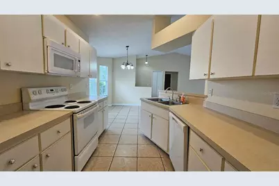 10368 Lansfield Street, Spring Hill, FL 34608 - Photo 15