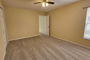 10368 Lansfield St, Spring Hill, FL 34608 - Photo 23