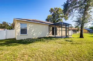 10368 Lansfield St, Spring Hill, FL 34608 - Photo 9