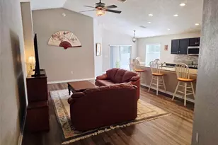719 Vineyard Reserve Ct, Seffner, FL 33584 - Photo 7
