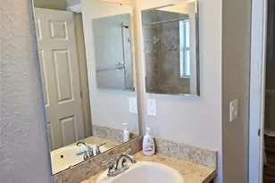 719 Vineyard Reserve Ct, Seffner, FL 33584 - Photo 25