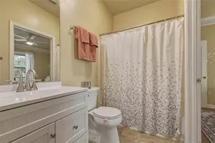 10520 Villa View Cir, Tampa, FL 33647 - Photo 15