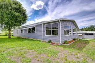 6055 Crestview Ln, Zephyrhills, FL 33542 - Photo 41