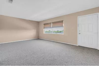 5060 76th Avenue N #402, Pinellas Park, FL 33781 - Photo 5