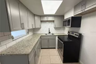 199 Fulton St NE, Largo, FL 33771 - Photo 5