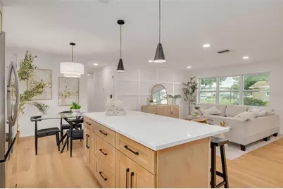 2070 55th Street N, Saint Petersburg, FL 33710 - Photo 5