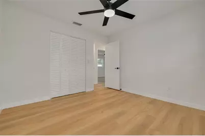 2070 55th Street N, Saint Petersburg, FL 33710 - Photo 19