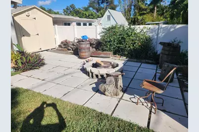 734 37th Avenue N, Saint Petersburg, FL 33704 - Photo 5